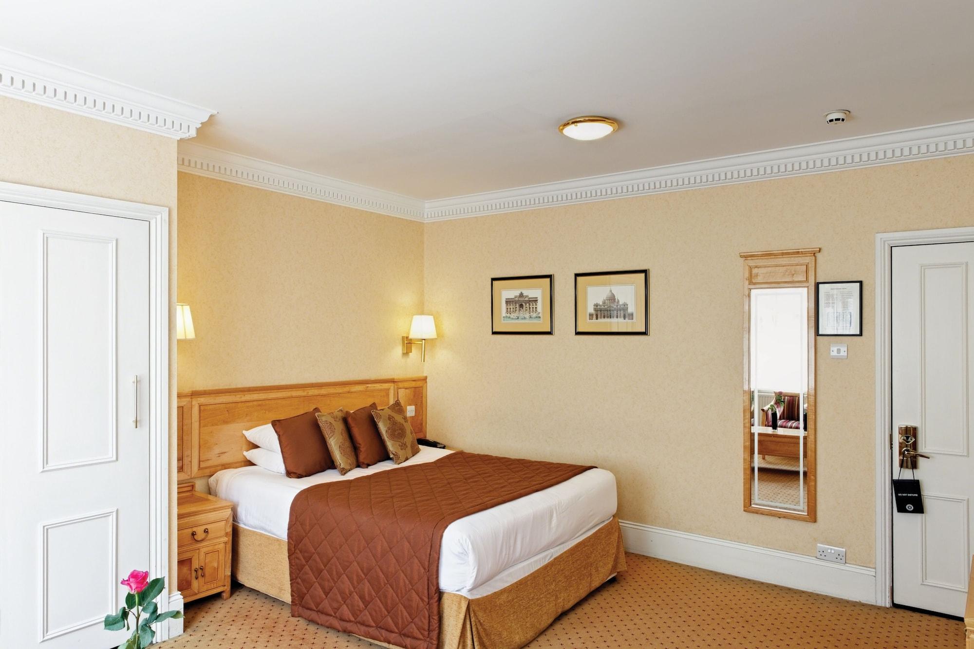 Grange Buckingham Отель 4*